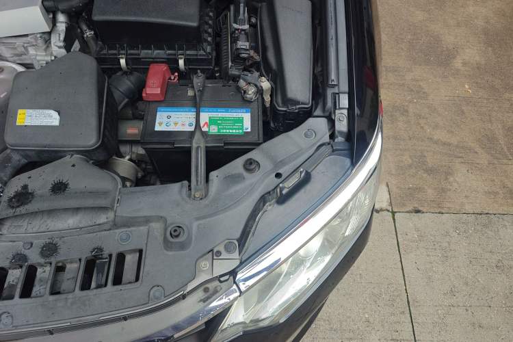 Used Toyota Camry 2015 2.0G Premier Edition Engine Bay Left