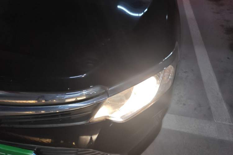 Used Toyota Camry 2015 2.0G Premier Edition Engine Bay Left