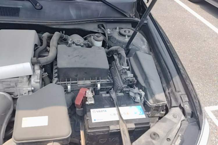 Used Toyota Camry 2015 2.0G Luxury Edition Engine Bay Left
