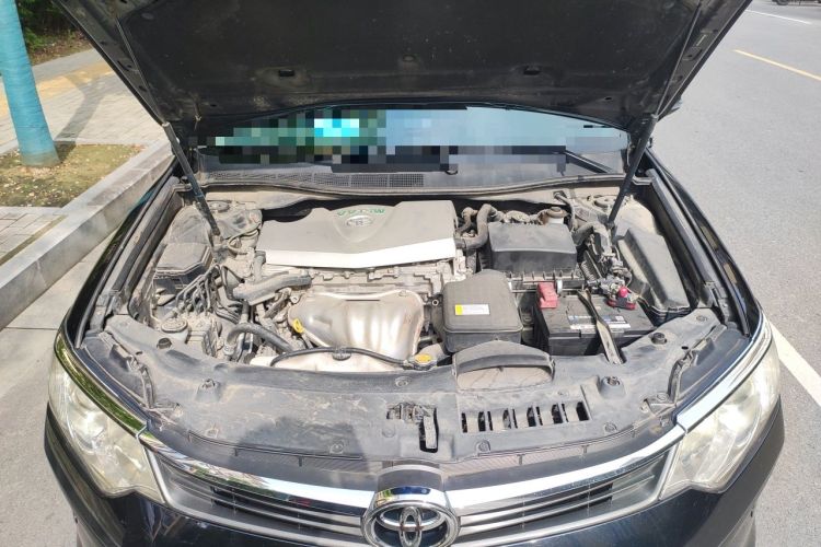 Used Toyota Camry 2015 2.0G Premier Edition Engine Bay