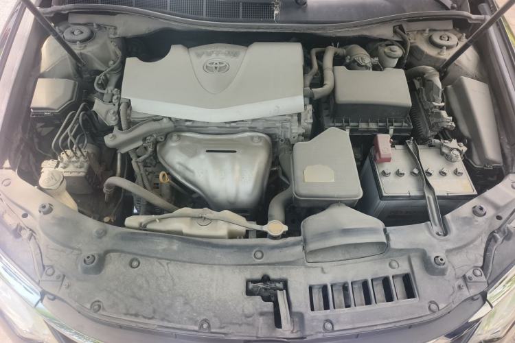 Used Toyota Camry 2015 2.0G Premier Edition Engine Bay