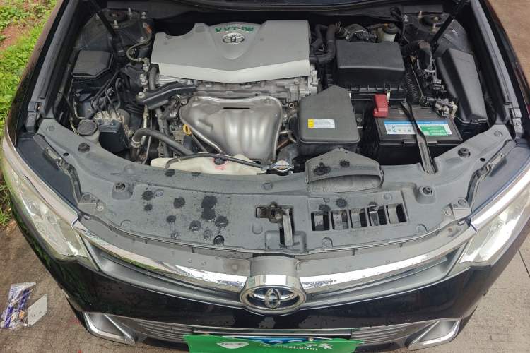Used Toyota Camry 2015 2.0G Premier Edition Engine Bay