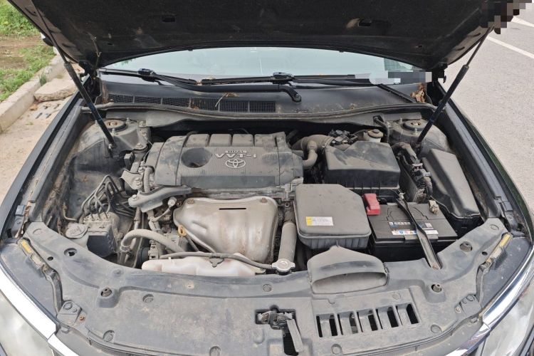 Used Toyota Camry 2015 2.5G Luxury Navigation Edition Engine Bay