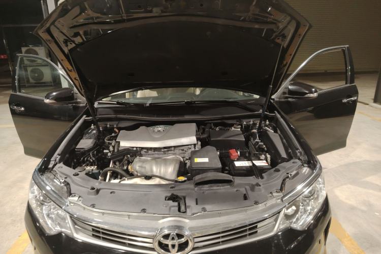Used Toyota Camry 2015 2.0E Elite Edition Engine Bay