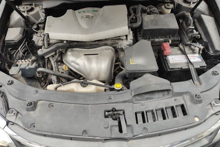 Used Toyota Camry 2015 2.0E Elite Edition Engine Bay
