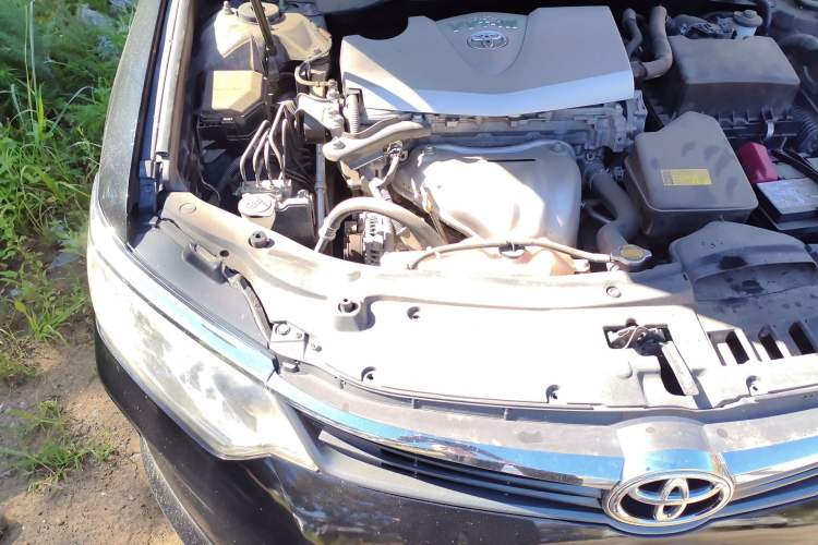 Used Toyota Camry 2015 2.0E Elite Edition Engine Bay Right