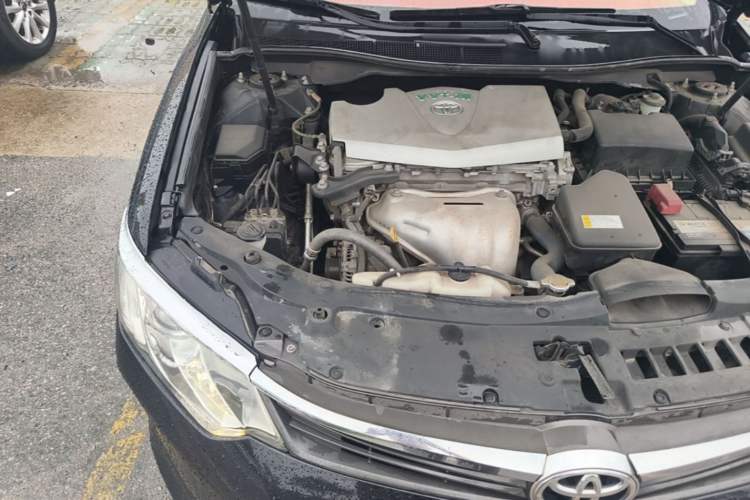 Used Toyota Camry 2015 2.0G Premier Edition Engine Bay Right