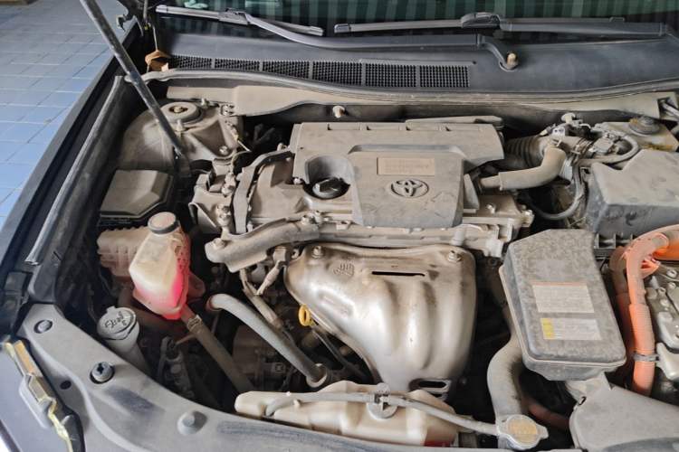 Used Toyota Camry 2015 Dual-Engine 2.5 HG Luxury Navigation Edition Engine Bay Right