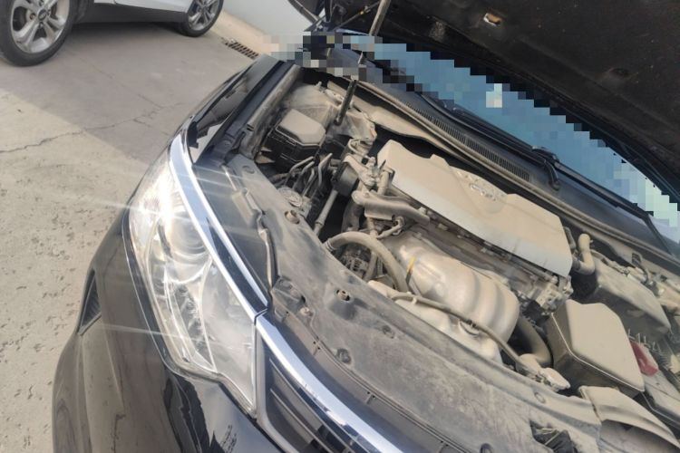 Used Toyota Camry 2015 2.0G Premier Edition Engine Bay Right