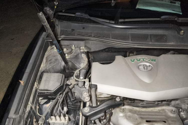 Used Toyota Camry 2015 2.0E Elite Edition Engine Bay Right