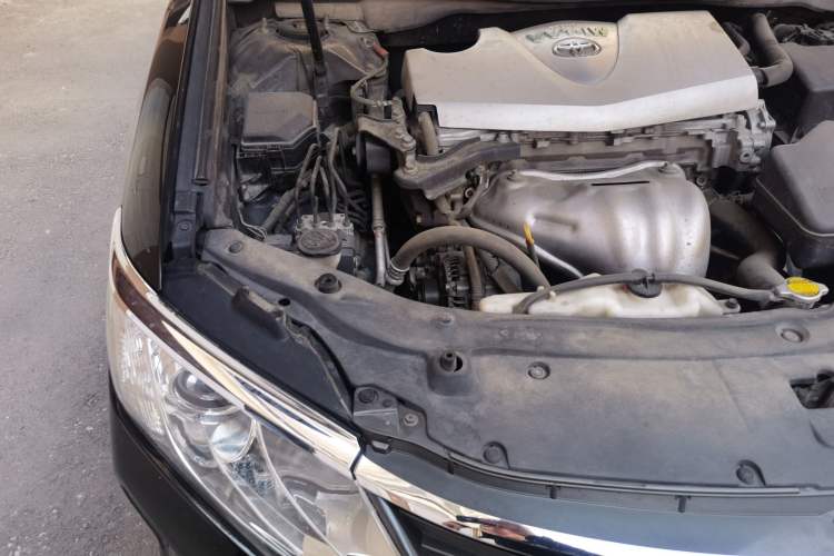 Used Toyota Camry 2015 2.0G Premier Edition Engine Bay Right
