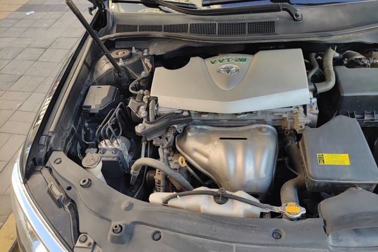 Used Toyota Camry 2015 2.0G Premier Edition Engine Bay Right
