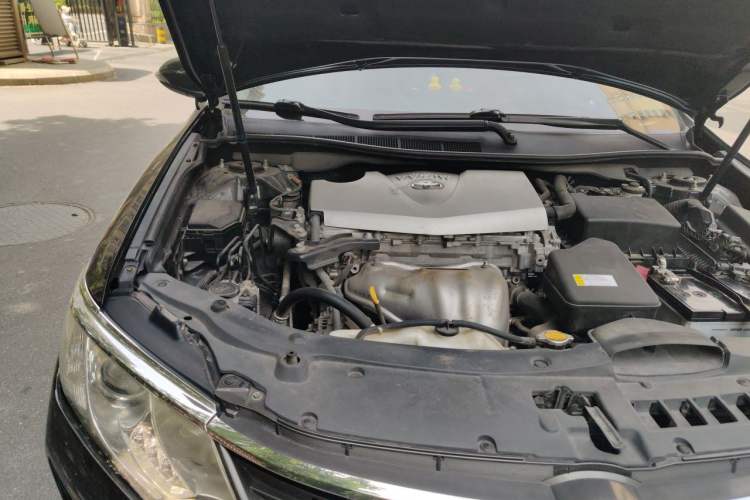 Used Toyota Camry 2015 2.0G Premier Edition Engine Bay Right