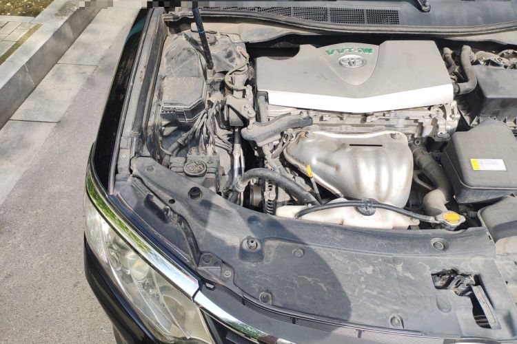 Used Toyota Camry 2015 2.0G Premier Edition Engine Bay Right