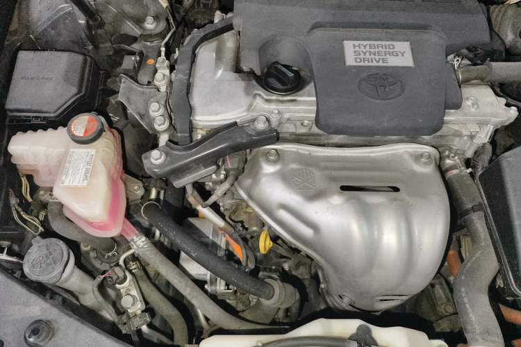 Used Toyota Camry 2015 Dual-Engine 2.5 HG Luxury Navigation Edition Engine Bay Right