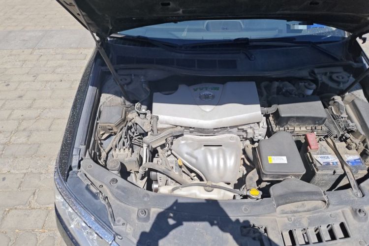 Used Toyota Camry 2015 2.0E Elite Edition Engine Bay Right