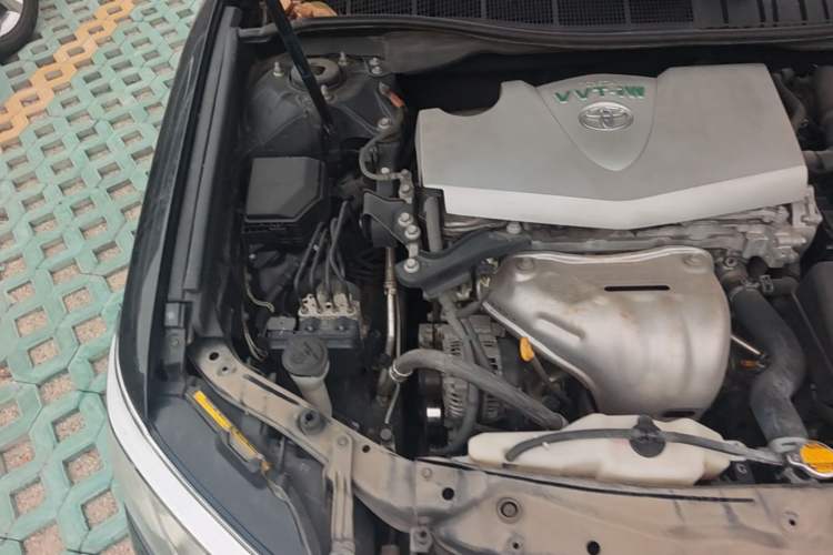 Used Toyota Camry 2015 2.0G Luxury Edition Engine Bay Right