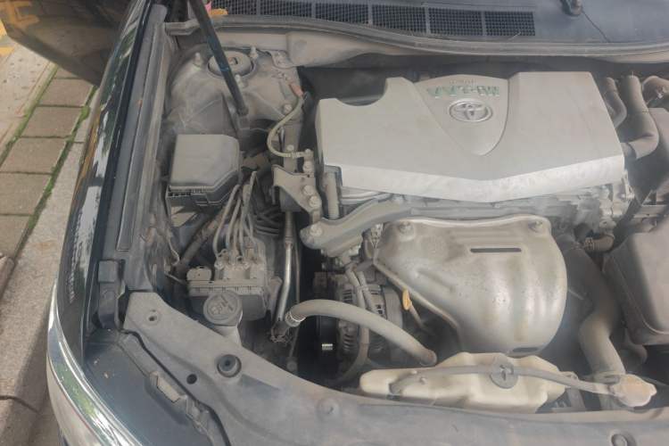 Used Toyota Camry 2015 2.0G Premier Edition Engine Bay Right