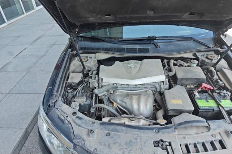 Used Toyota Camry 2015 2.0E Elite Edition Engine Bay Right