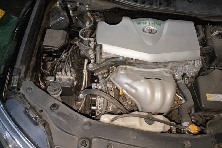 Used Toyota Camry 2015 2.0G Premier Edition Engine Bay Right