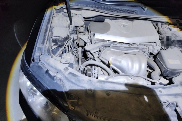 Used Toyota Camry 2015 2.0G Premier Edition Engine Bay Right