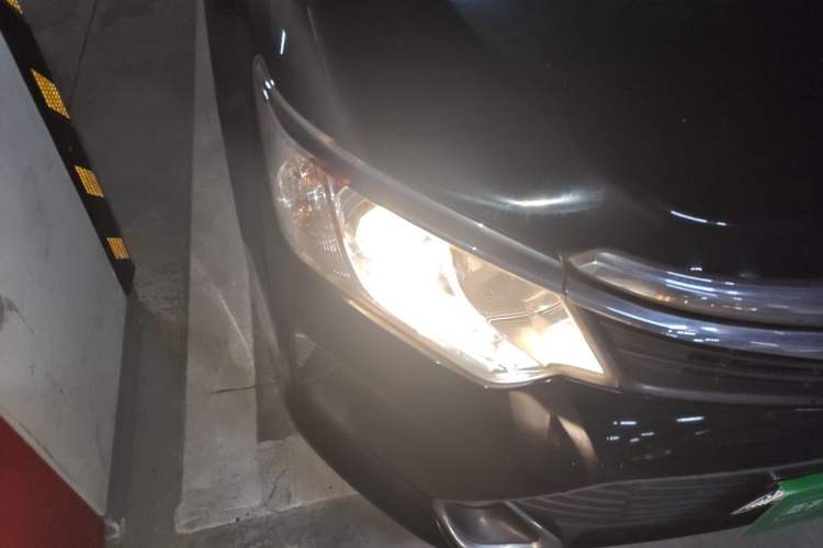Used Toyota Camry 2015 2.0G Premier Edition Engine Bay Right