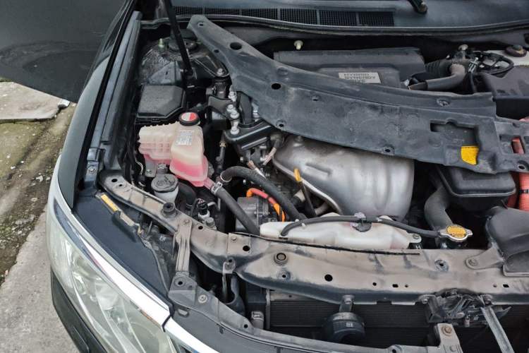 Used Toyota Camry 2015 Dual-Engine 2.5 HG Luxury Navigation Edition Engine Bay Right
