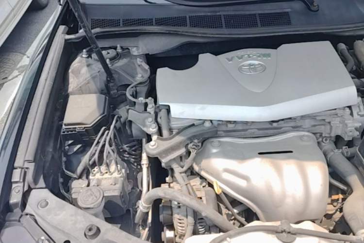 Used Toyota Camry 2015 2.0G Luxury Edition Engine Bay Right
