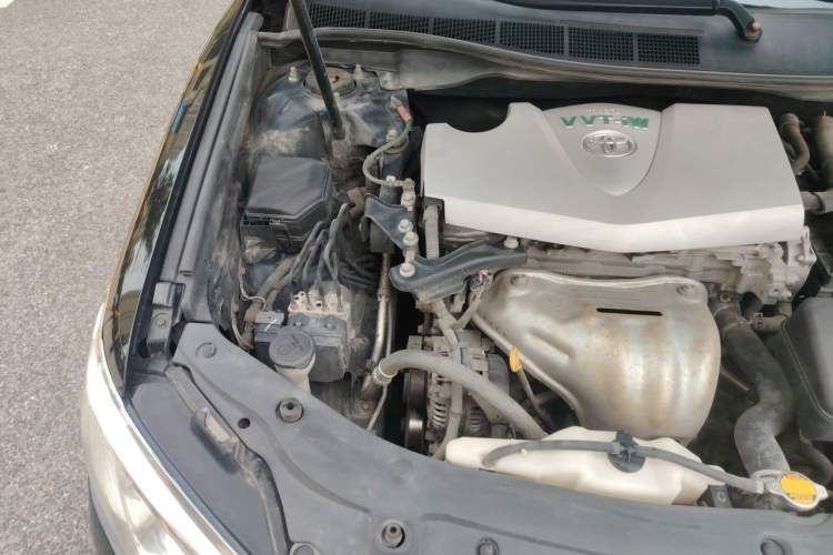 Used Toyota Camry 2015 2.0G Premier Edition Engine Bay Right