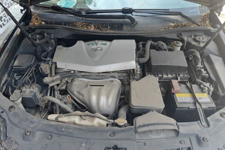 Used Toyota Camry 2015 2.0G Premier Edition Engine Bay