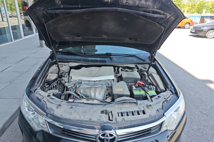 Used Toyota Camry 2015 2.0E Elite Edition Engine Bay