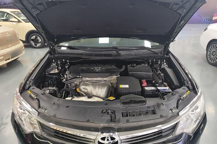Used Toyota Camry 2015 2.5G Luxury Navigation Edition Engine Bay