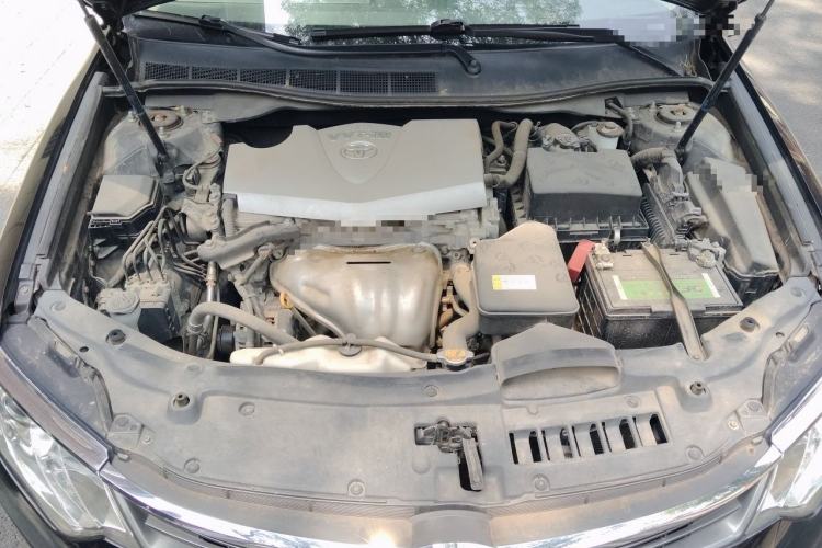 Used Toyota Camry 2015 2.0G Premier Edition Engine Bay