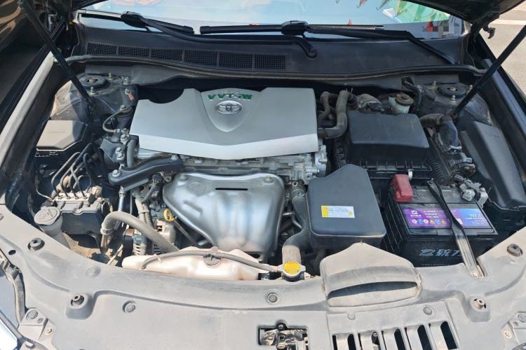 Used Toyota Camry 2015 2.0E Elite Edition Engine Bay