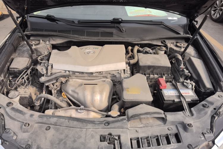 Used Toyota Camry 2015 2.0G Premier Edition Engine Bay