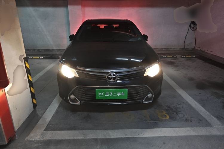 Used Toyota Camry 2015 2.0G Premier Edition Engine Bay