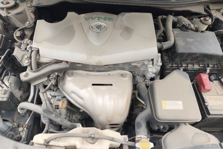 Used Toyota Camry 2015 2.0G Premier Edition Engine Bay