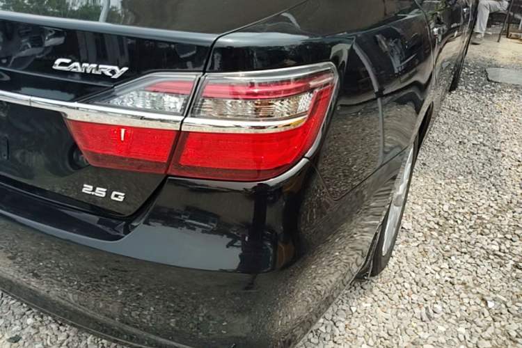 Used Toyota Camry 2015 2.5G Luxury Navigation Edition Exterior 1