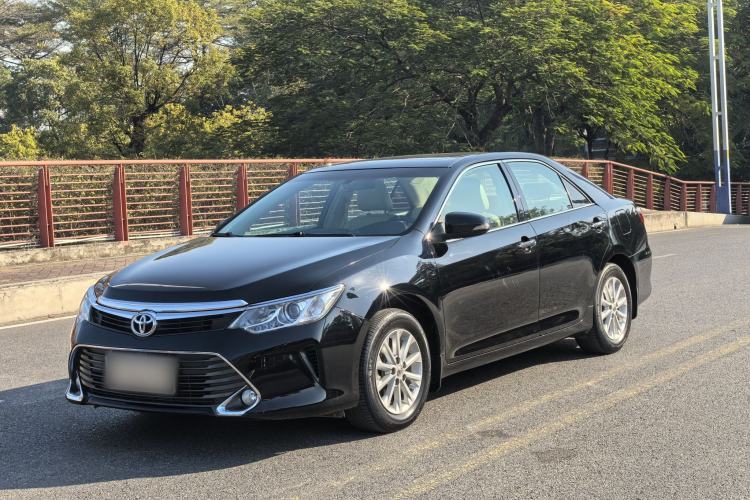 Used Toyota Camry 2015 2.0G Premier Edition Exterior 1