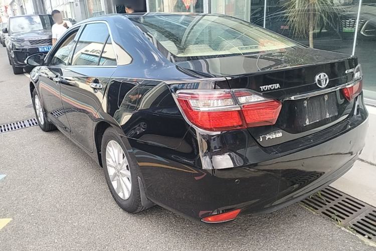 Used Toyota Camry 2015 2.0E Elite Edition Exterior 2