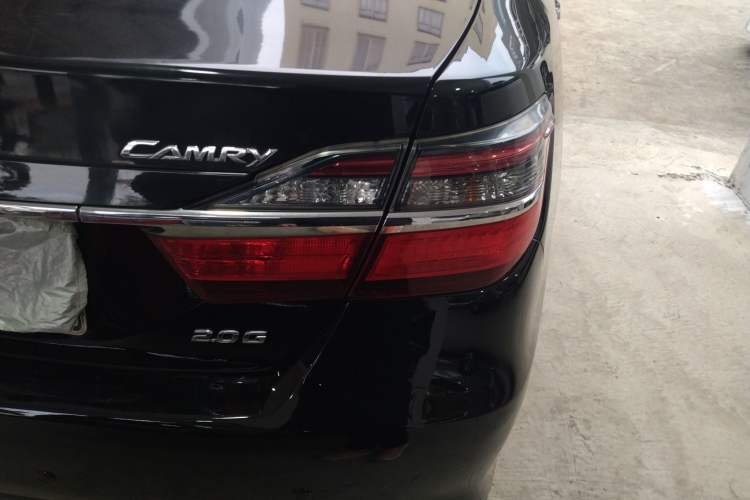 Used Toyota Camry 2015 2.0G Premier Edition Exterior 3