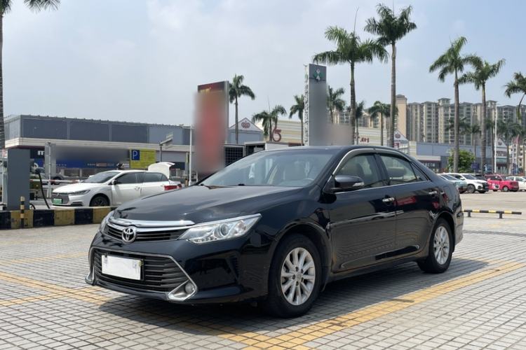 Used Toyota Camry 2015 2.0G Luxury Edition Exterior 4