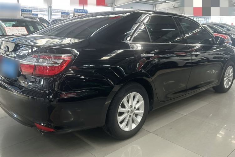 Used Toyota Camry 2015 2.0G Premier Edition Exterior 4