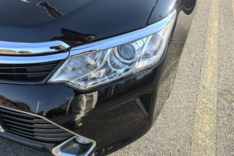 Used Toyota Camry 2015 2.0G Premier Edition Exterior 5