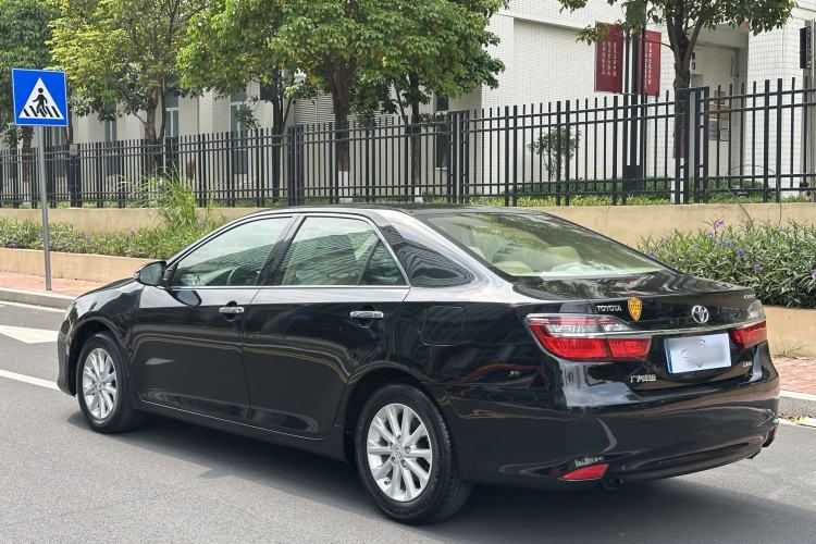 Used Toyota Camry 2015 2.0G Premier Edition Exterior 5