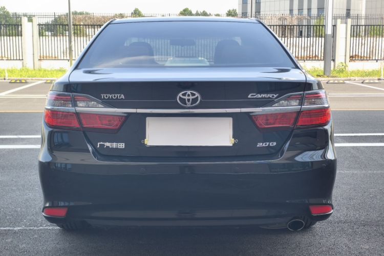 Used Toyota Camry 2015 2.0G Premier Edition Exterior 6