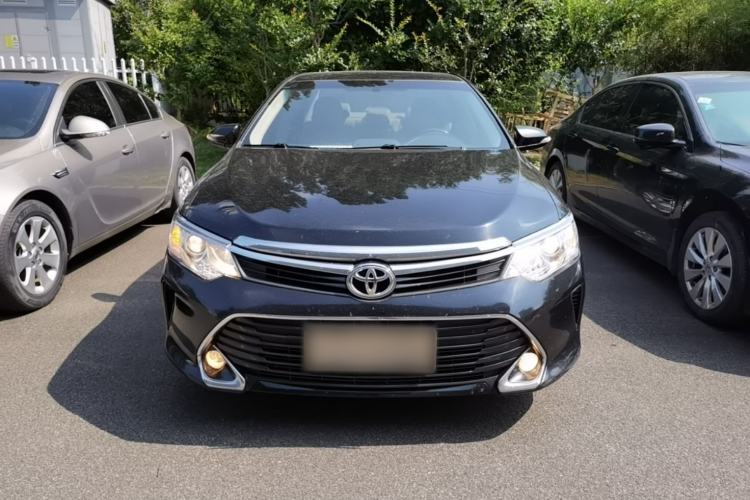 Used Toyota Camry 2015 2.0G Premier Edition Front