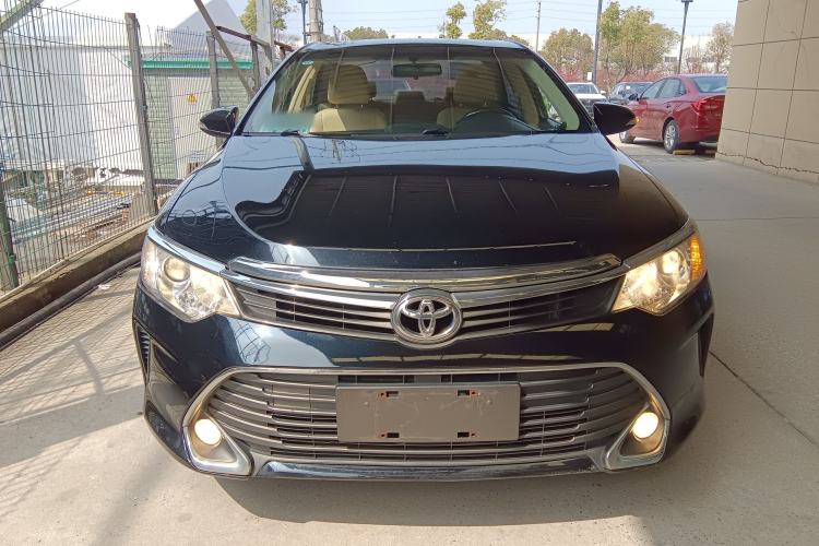 Used Toyota Camry 2015 2.0G Premier Edition Front