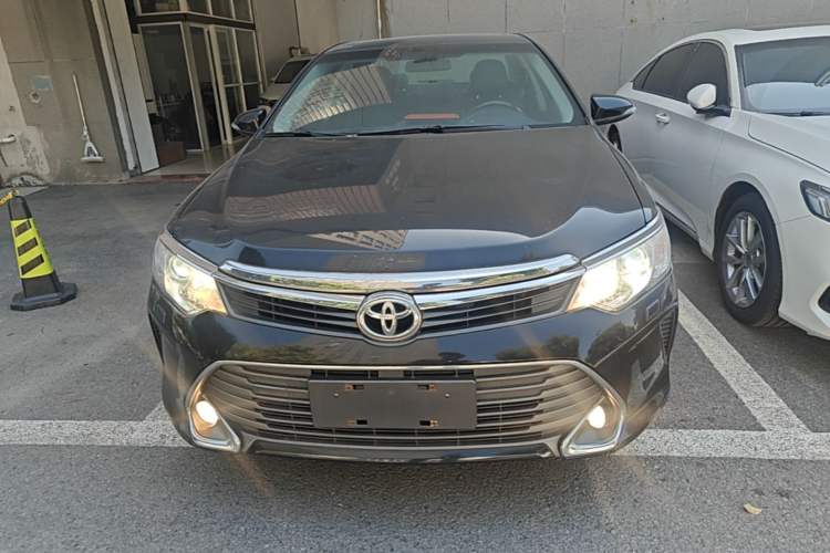 Used Toyota Camry 2015 2.5G Luxury Navigation Edition Front