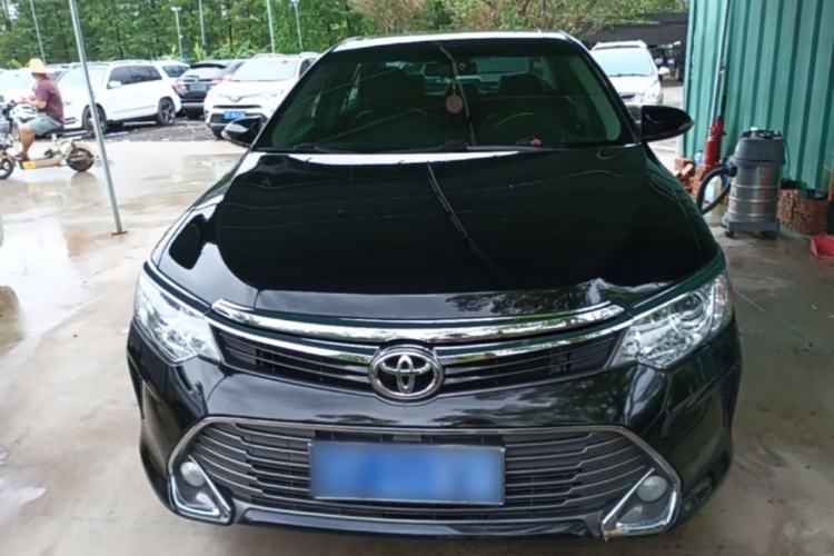 Used Toyota Camry 2015 2.0G Premier Edition Front